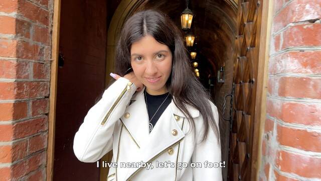 Крупно трахнул в анал худую телку после знакомства